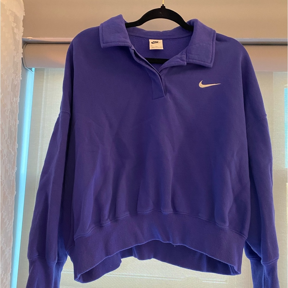 Nike Cropped Collard Sweatshirt